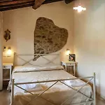 With Private Pool In The Hills Near Lucca *