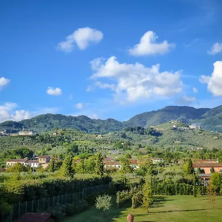 With Private Pool In The Hills Near Lucca * Marlia