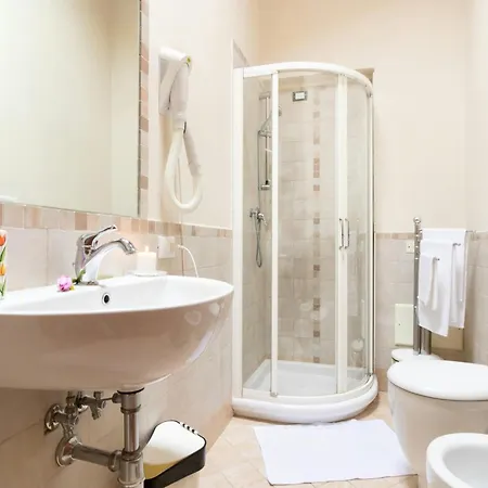 With Private Pool In The Hills Near Lucca Marlia