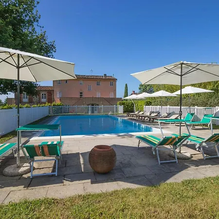 With Private Pool In The Hills Near Lucca